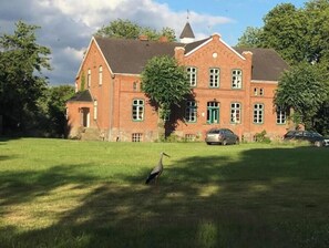 Exterior - "Laubfrosch" Vacation Rental on an Idyllic Country Estate (Stepenitztal)