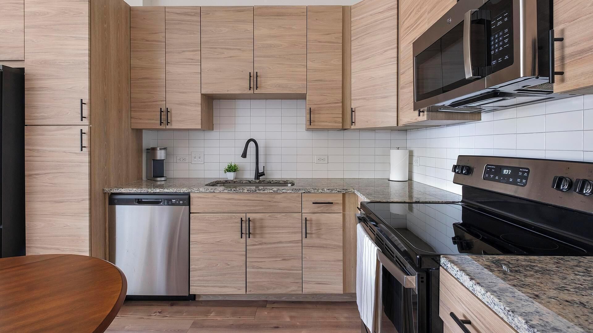 Standard Apartment (1 Bedroom) | Private kitchen | Coffee/tea maker, fridge