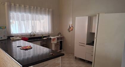 Cozy house 5 minutes from Massaguaçu Beach