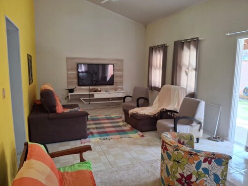 Cozy house 5 minutes from Massaguaçu Beach