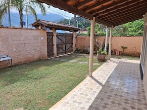 Property grounds - Cozy house 5 minutes from Massaguaçu Beach (Caraguatatuba)