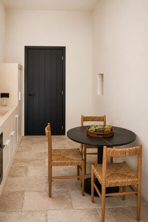 Dining - Lanu Sea View Studio (Argostoli)