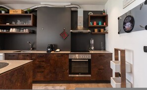 Fridge, oven, stovetop, dishwasher - KVR Signature Duplex | City Center (Prishtinë)