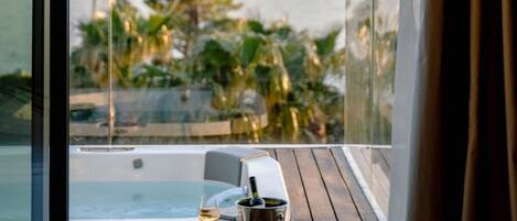 室外 SPA 浴池