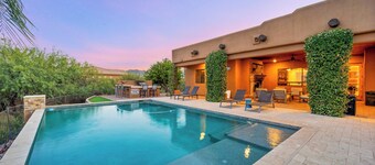 Pinnacle Peak Villa · Pool · Putting Green