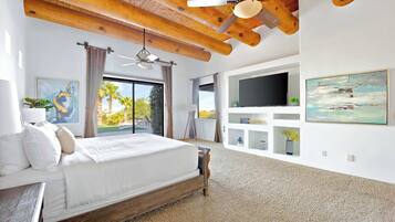 6 bedrooms, desk, free WiFi, bed sheets