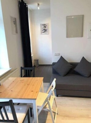 Interior - L Center—Charming Studio Near the Center of Leipzig (Leipzig)