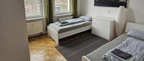 2 bedrooms, WiFi, bed sheets