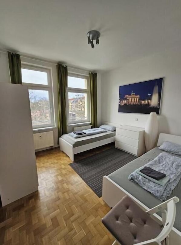 2 bedrooms, WiFi, bed sheets - L Bright apartment in the city center with an elevator (Leipzig)