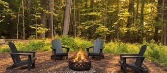 Pet-friendly chalet, Echo Lake, Sleeps 8, Fire pit