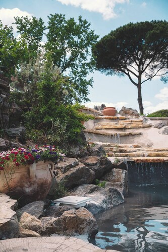 Villa Elena - Luxury Mansion in Rome