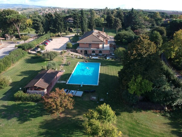 Villa Elena - Luxury Mansion In Rome -