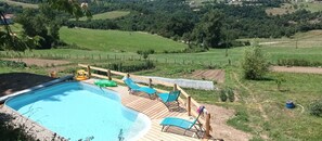 Pool - Bed and Breakfast 'Chambre Chataignier Avec Piscine' with Mountain View, Shared Pool and Wi-Fi (Saint-Sylvestre)