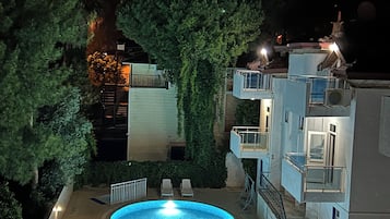 Loft, Balcony, City View | Pool | Outdoor pool