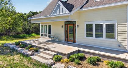 Dog Friendly Ephraim home-wooded lot with fire pit