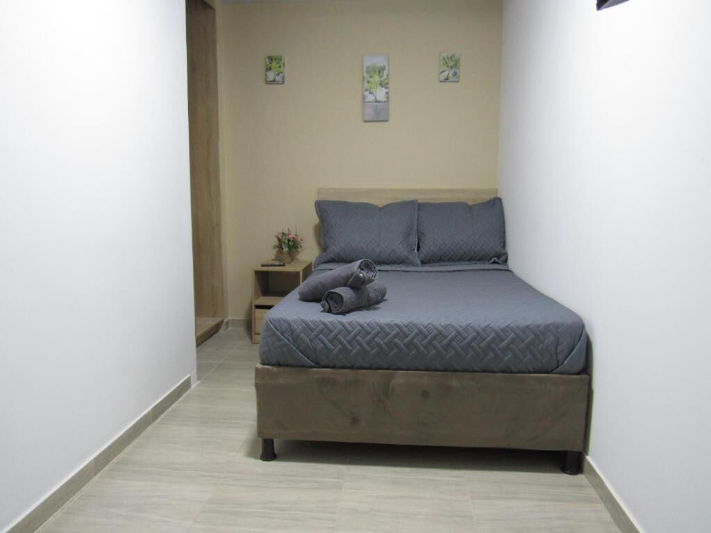 Quarto casal | Cortinas blackout, ferros/tábuas de passar roupa, Wi-Fi de cortesia