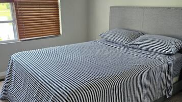 WiFi, bed sheets