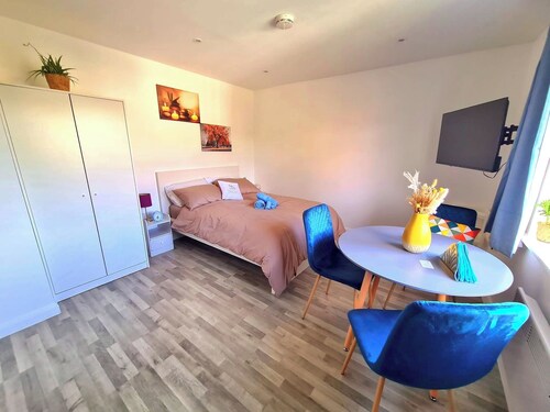Comfortable apartment| Free Parking| Central London,O2, Canary Wharf & Greenwich