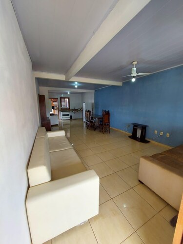 Complete house near the beach for up to 13 people.