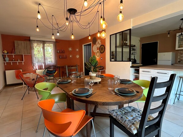 Dining - Vrbo Property (Beauzelle)