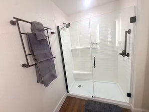 Bathroom - 2-bedroom condo in Canyon Lake with AC Unit 418 (Canyon Lake)