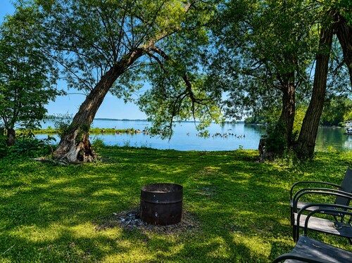 Exclusive Waterfront Getaway