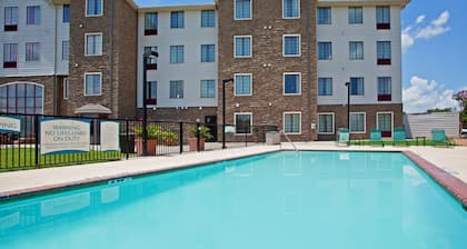King Suite with Full Kitchen | Free Breakfast