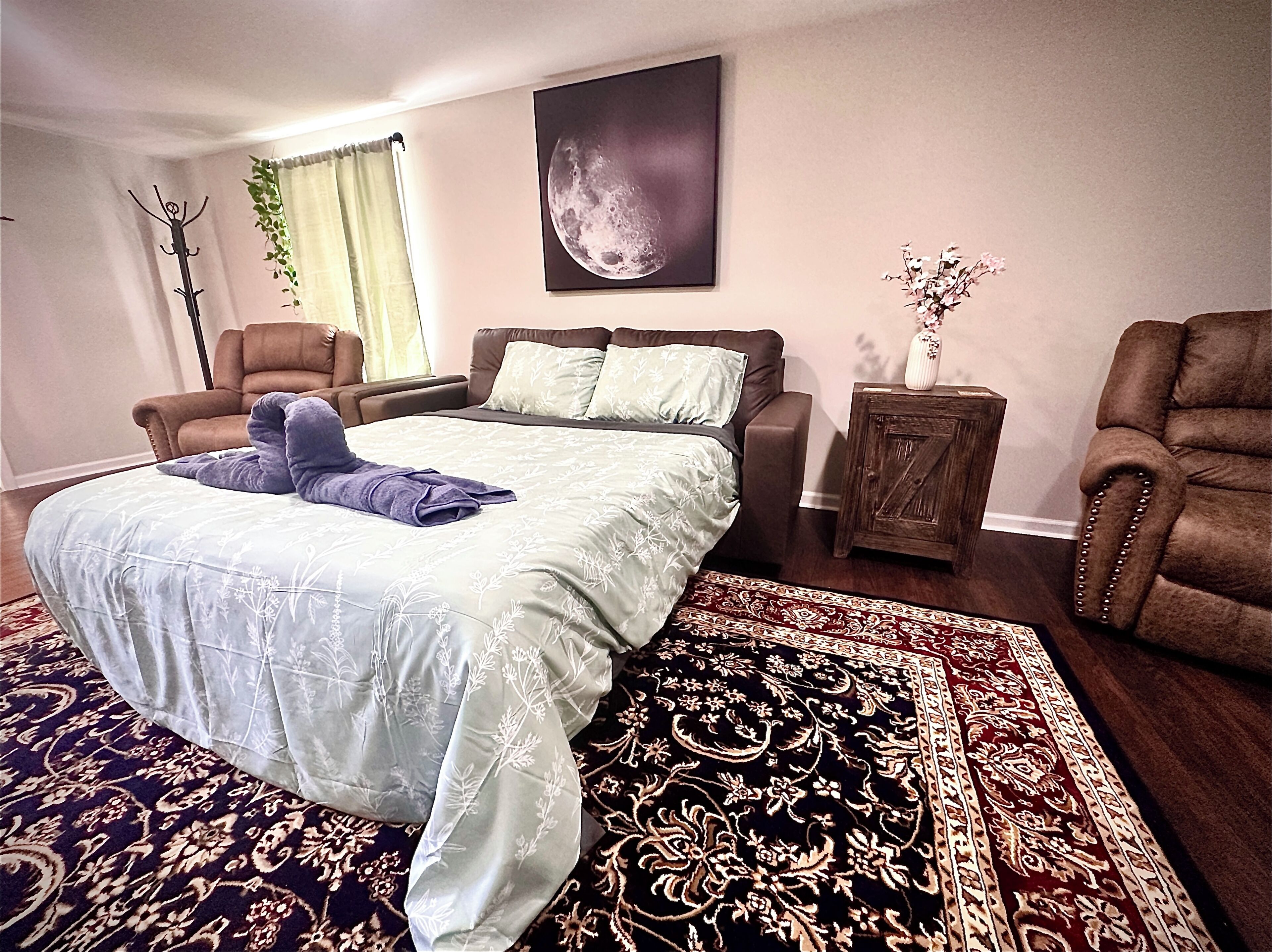 2 dormitorios, tabla de planchar con plancha, wifi gratis y ropa de cama