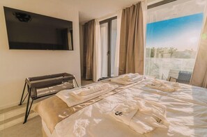 5 Schlafzimmer, Bügeleisen/Bügelbrett, WLAN, Bettwäsche