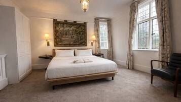 Superior villa, privézwembad, uitzicht op park | Een strijkplank/strijkijzer, gratis wifi