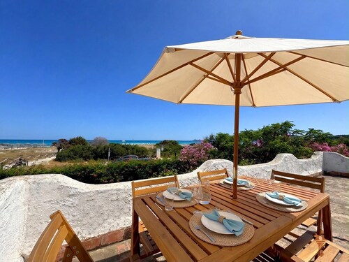 Villa Florineth: Oceanfront in Simius, Villasimius