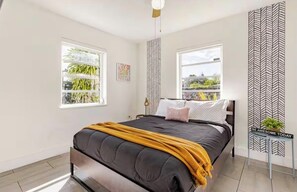 3 bedrooms, iron/ironing board, free WiFi, bed sheets - Cozy Home and Backyard- Hot Tub- Central Location- Near the Beach (North Miami)