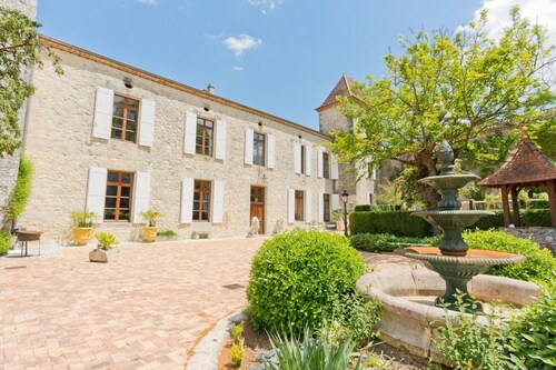 Chateau Trieux - Cinq Chambres , Couchages 10