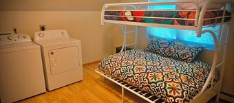 Lovely 2-bedroom house with AC in beautiful St. Cloud