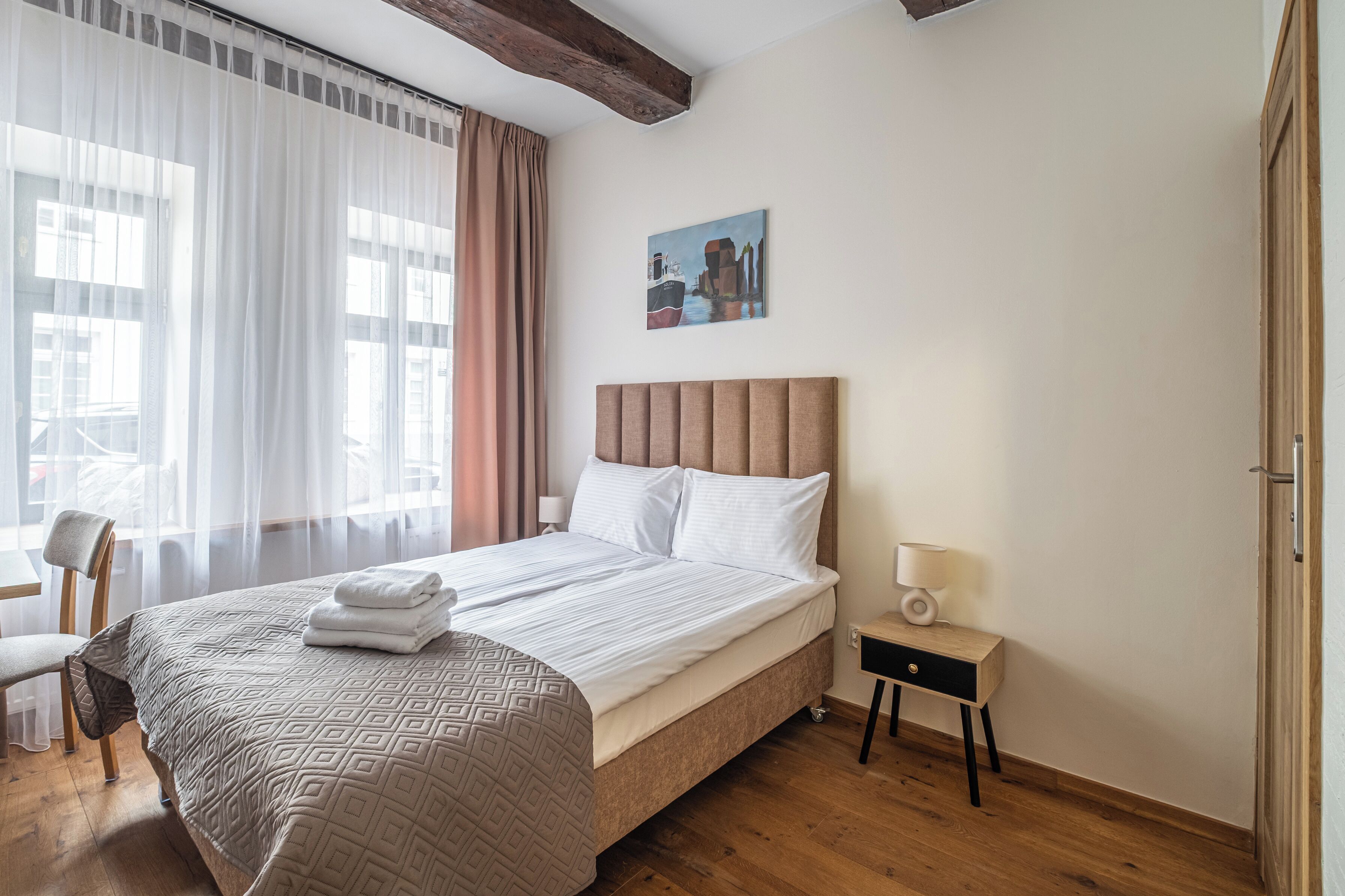 Standard-Doppelzimmer | Allergikerbettwaren, Verdunkelungsvorhänge, schallisolierte Zimmer