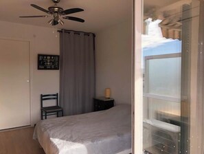 1 Schlafzimmer, Bügeleisen/Bügelbrett, WLAN