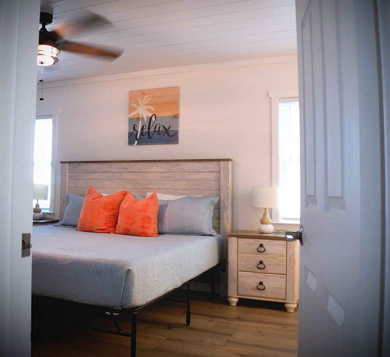Ocean Front Balcony, Private Pool & Beach Access, Full Kitchen, King Beds, Free Parking,  Private Laundry In Suite. - 傑克遜維爾海灘