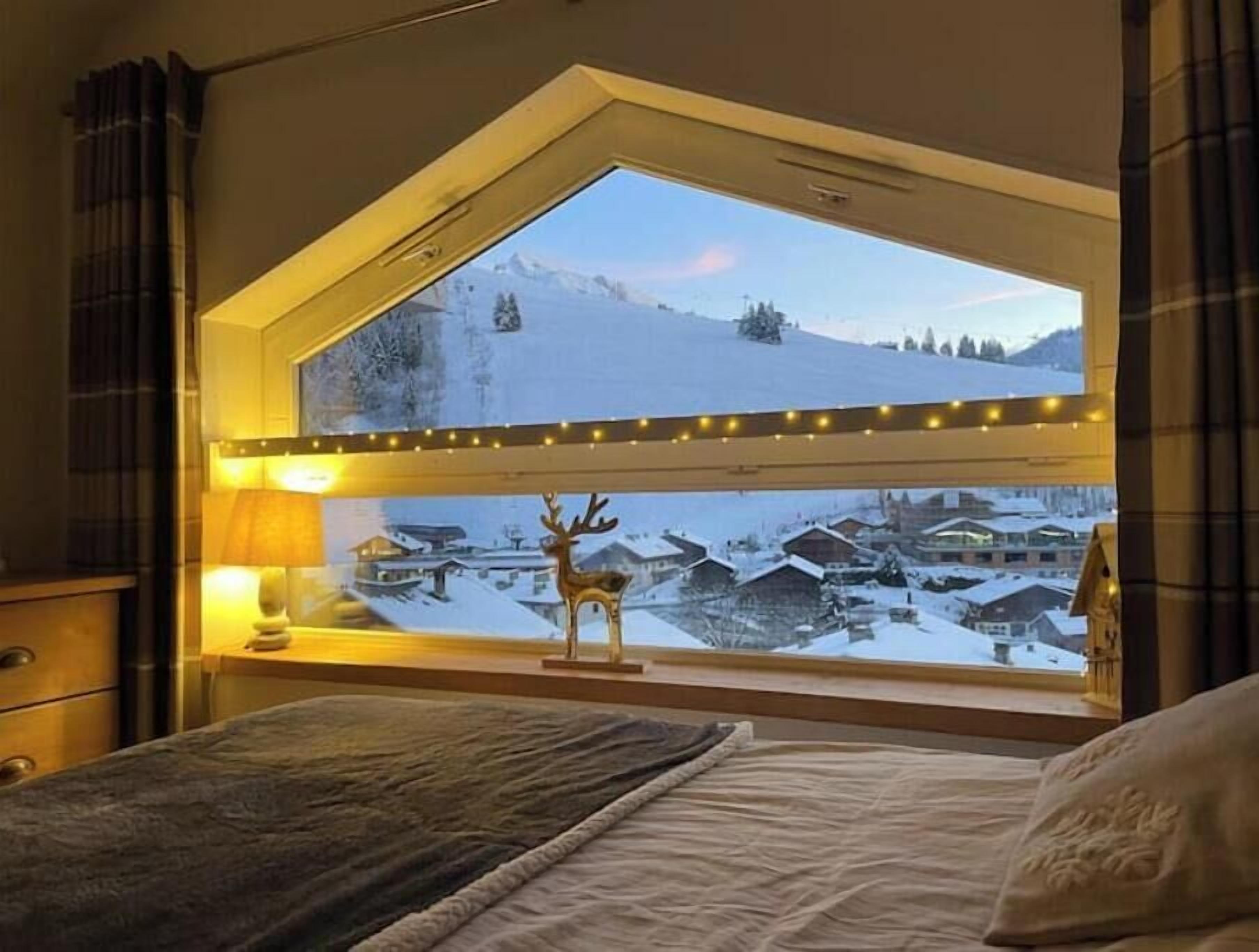 WiFi, bed sheets