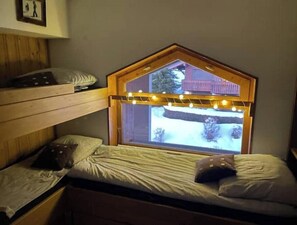 WiFi, bed sheets - Duplex Apartment & Garage & Great Location (La Clusaz)