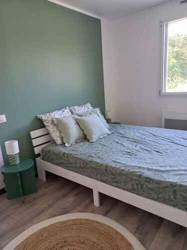 Holiday Home 'L'Or du Temps - Citrus' with Private Garden and Wi-Fi