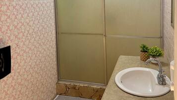 Standardzimmer | Badezimmer