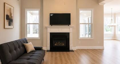 Cozy 3-bedroom house in lovely Auburn with AC