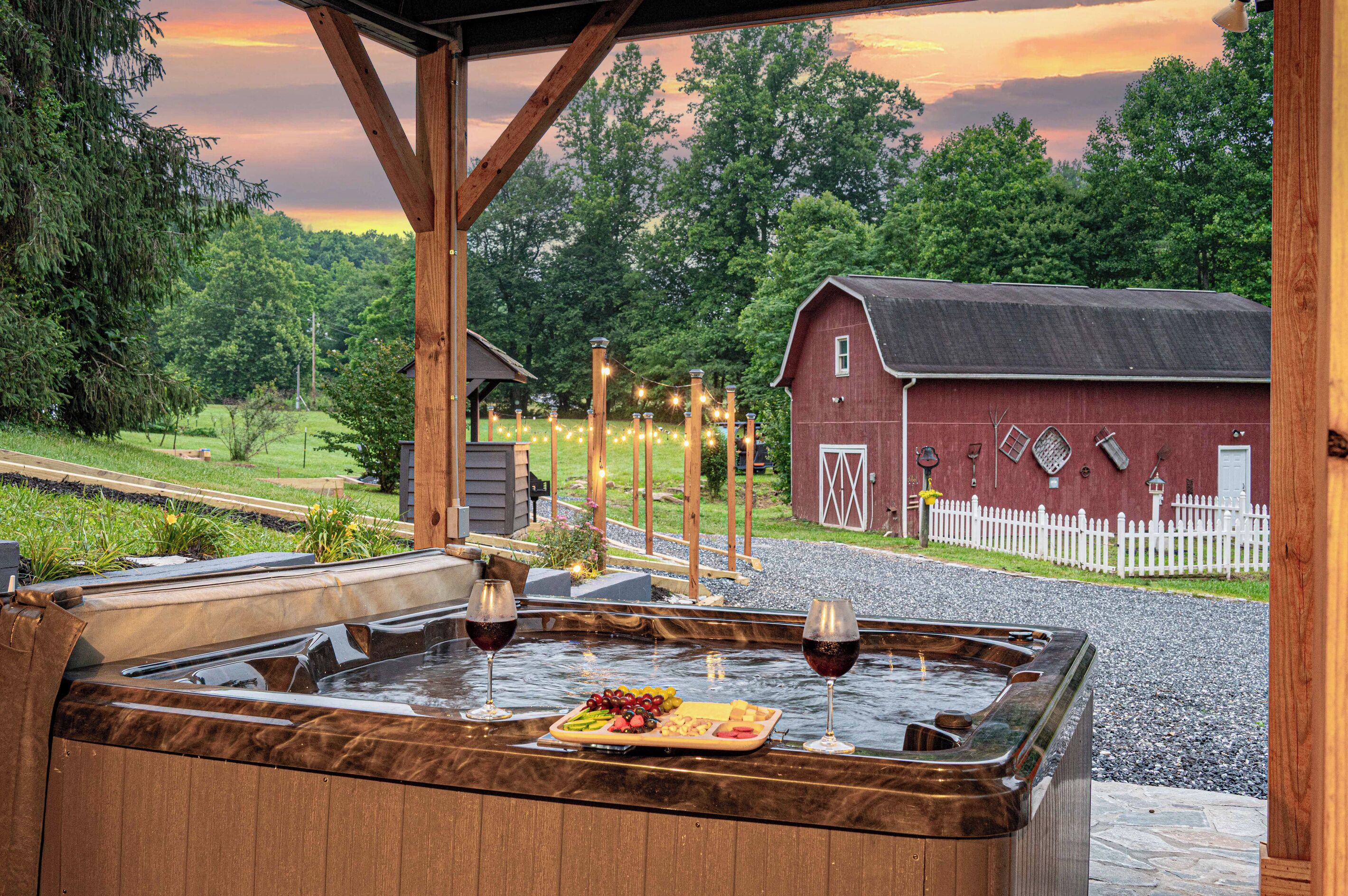 Outdoor spa tub