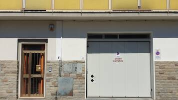 Dettaglio esterni