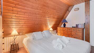 WiFi, bed sheets