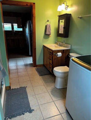 Bathroom - Cozy cabin on a homestead surrounded by animals - enjoy a fire pit & fresh eggs (Independence)