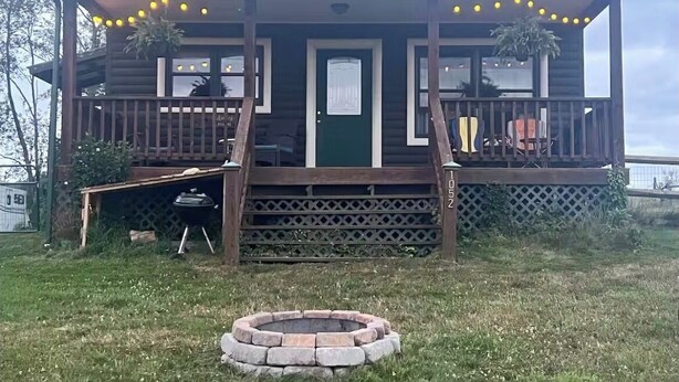 Exterior - Cozy cabin on a homestead surrounded by animals - enjoy a fire pit & fresh eggs (Independence)