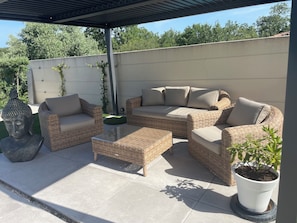 Terrace/patio - CHARMING HOME WITH PRIVATE POOL – SOUTHERN ARDÈCHE, LAVILLEDIEU (Lavilledieu)
