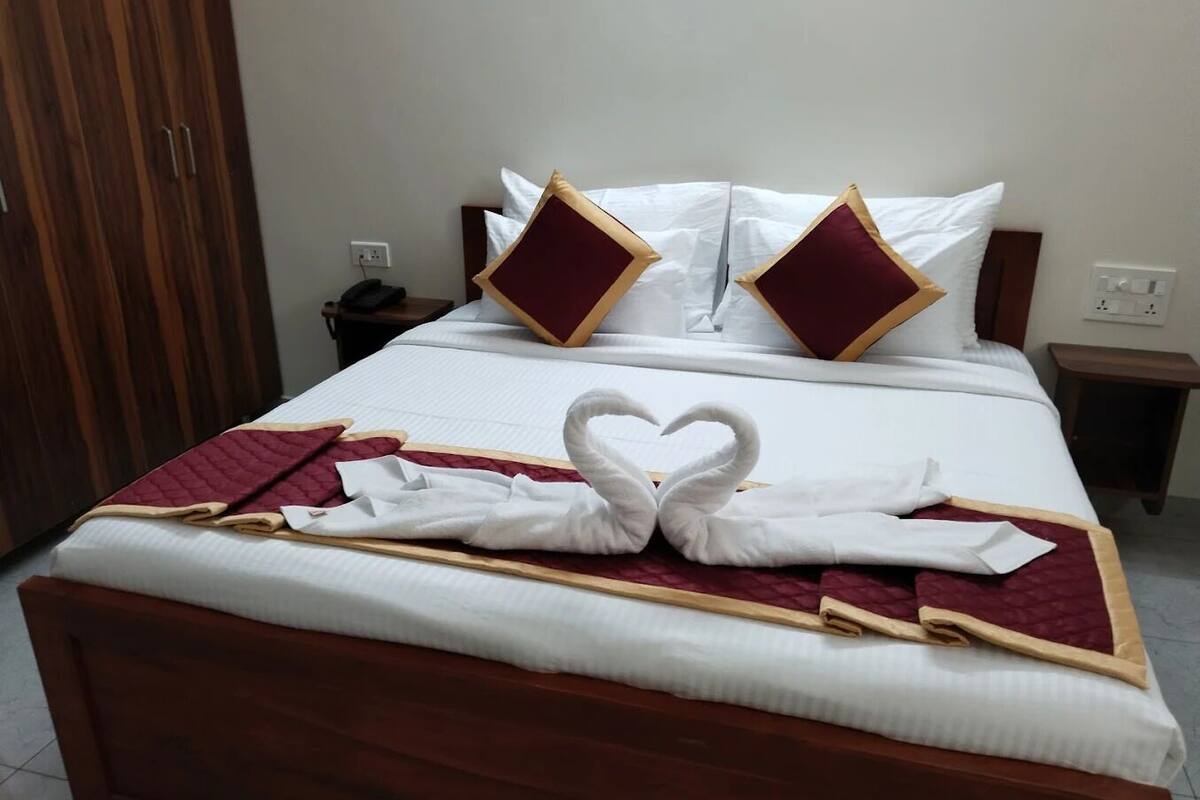 Executive Single Room, Balcony, Mountain View | Seterika/papan seterika, Wi-fi percuma, cadar katil 