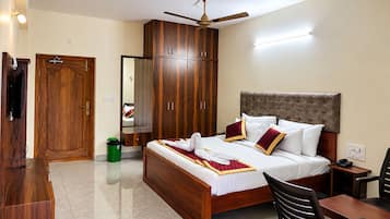Kamar Single Eksekutif, balkon, pemandangan gunung | Setrika/meja setrika, Wi-Fi gratis, dan seprai linen